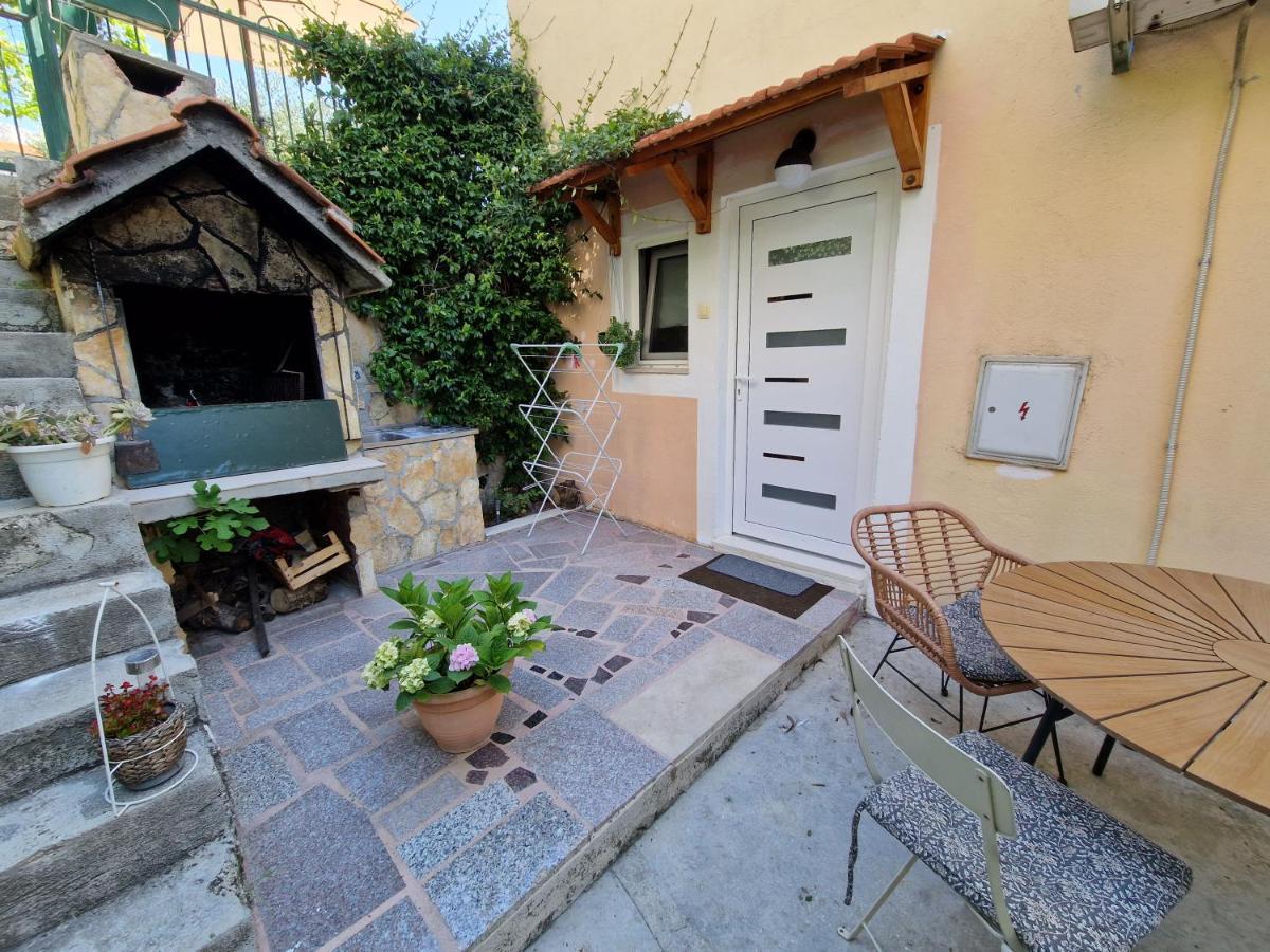 Old Salona Apartment Exterior foto
